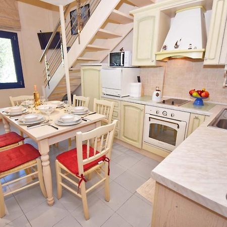 Gouvia - Luxury Suite Bagian luar foto