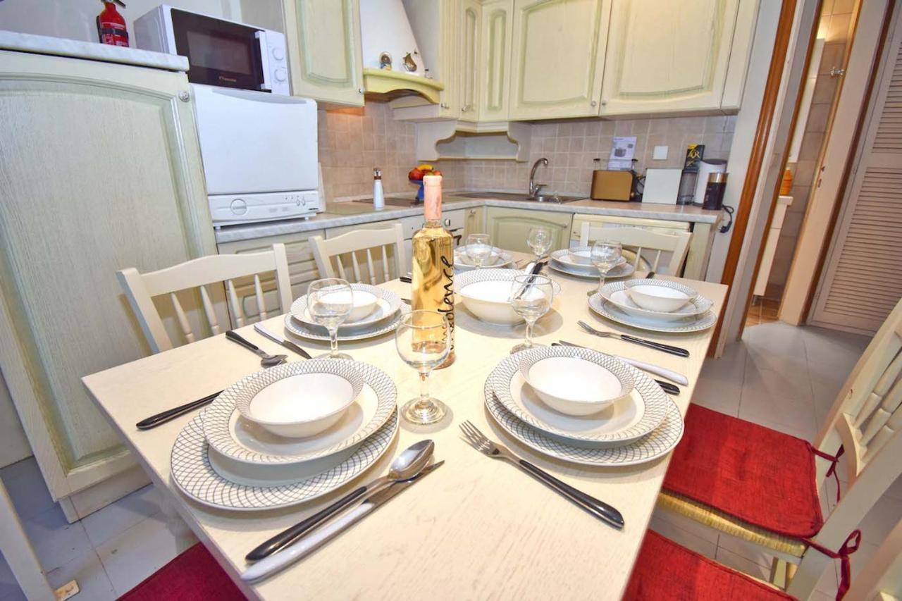 Gouvia - Luxury Suite Bagian luar foto