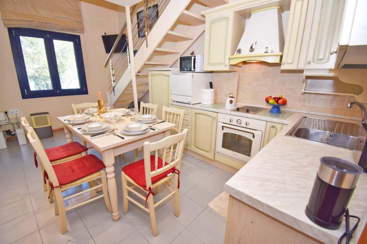 Gouvia - Luxury Suite Bagian luar foto